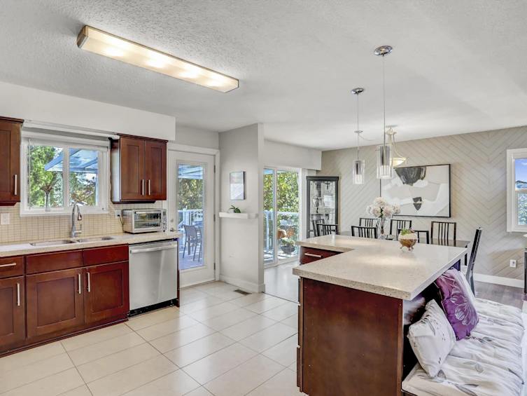 11958 Hall Street, Maple Ridge, BC, V2X 5L8 - 7
