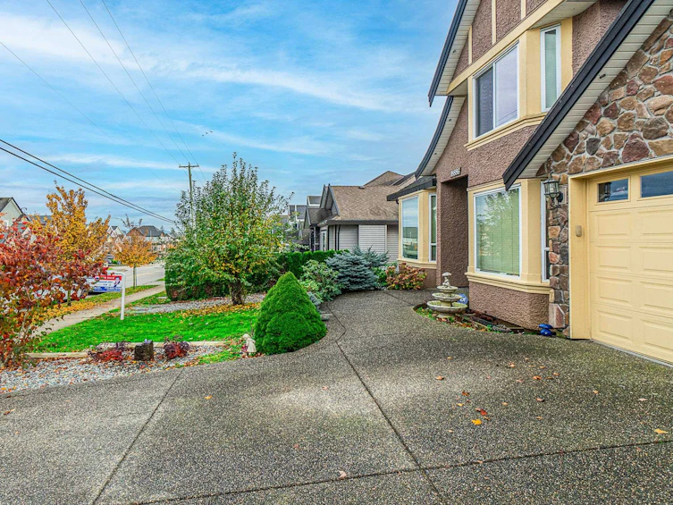 18886 54 Avenue, Surrey, BC, V3S 2K2 - 4