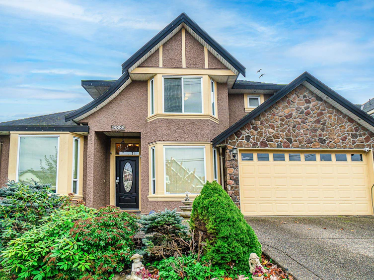 18886 54 Avenue, Surrey, BC, V3S 2K2