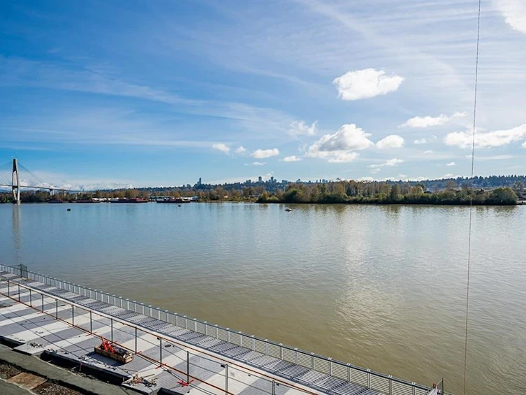 2004-680 Quayside Drive, New Westminster, BC, V3M 0P2 - 3
