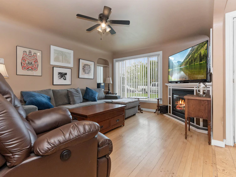46069 Fourth Avenue, Chilliwack, BC, V2P 1N2 - 7