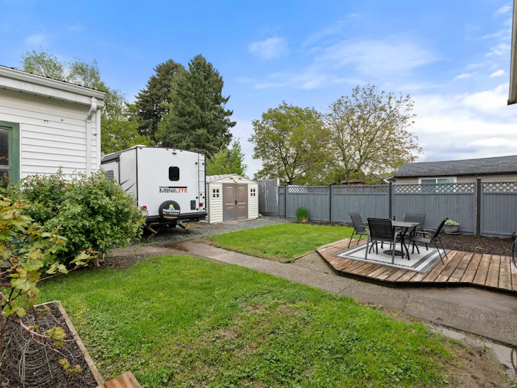 46069 Fourth Avenue, Chilliwack, BC, V2P 1N2 - 32