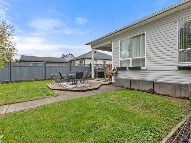46069 Fourth Avenue, Chilliwack, BC, V2P 1N2 - 33