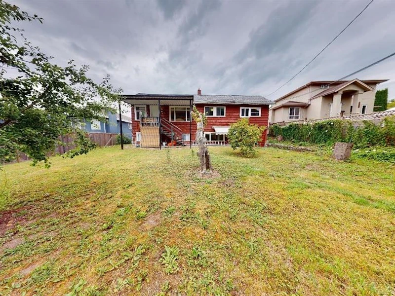 7474 Cariboo Road, Burnaby BC V3N 4A7