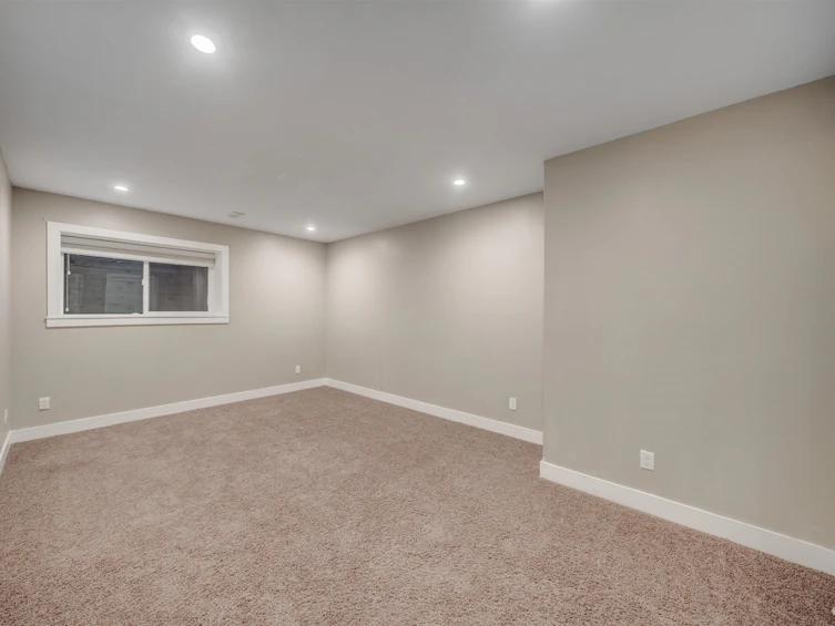 3090 161 Street, Surrey, BC, V3Z 7E1 - 35