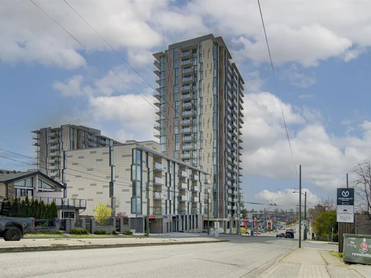 210-8138 Fraser Street, Vancouver, BC, V5X 0J8 - 2