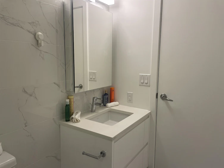 210-8138 Fraser Street, Vancouver, BC, V5X 0J8 - 7