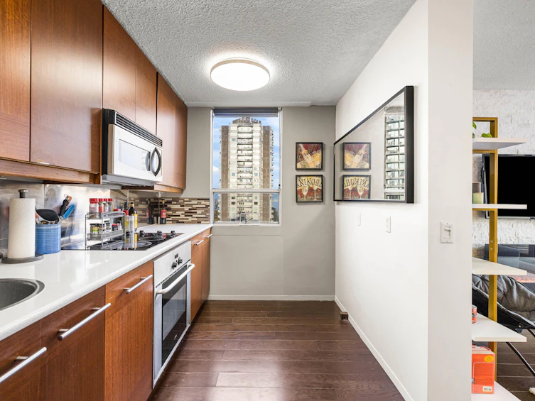 702-1534 Harwood Street, Vancouver, BC, V6G 1X9 - 13