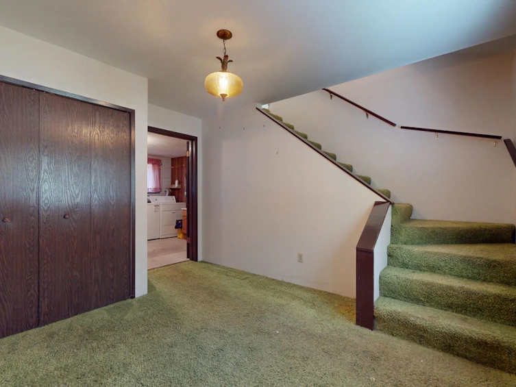 41933 Ross Road, Squamish, BC, V0N 1H0 - 3