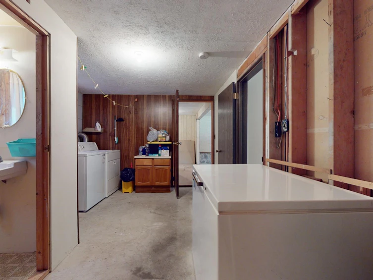41933 Ross Road, Squamish, BC, V0N 1H0 - 28