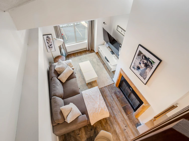 312-2021 Karen Crescent, Whistler, BC, V8E 0H1 - 17