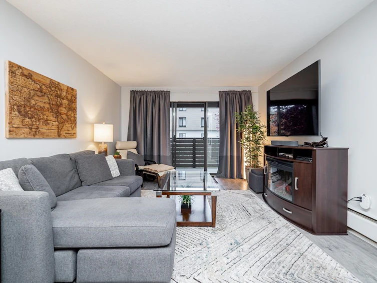122-8860 No. 1 Road, Richmond, BC, V7C 4C1 - 3