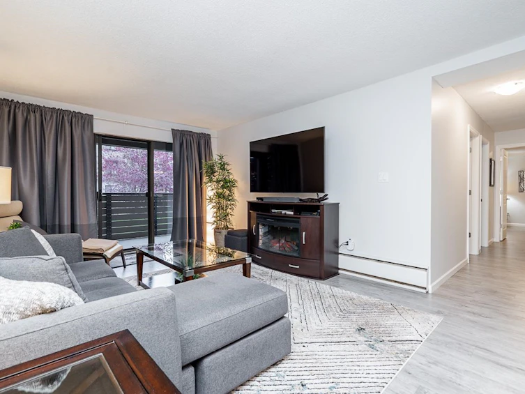 122-8860 No. 1 Road, Richmond, BC, V7C 4C1 - 4
