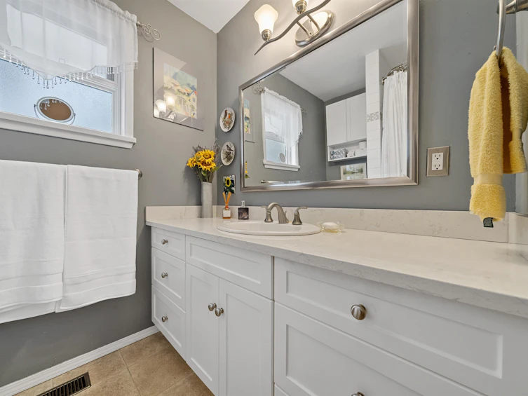 1118 Wendel Place, North Vancouver, BC, V7K 2W1 - 24