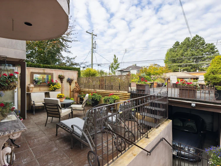 1735 W 16 Avenue, Vancouver, BC, V6J 2L9 - 11