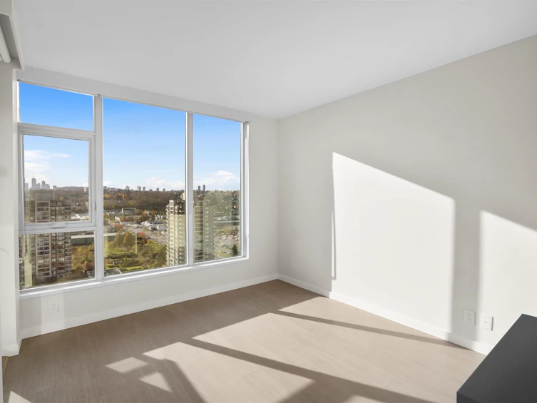2811-4168 Lougheed Highway, Burnaby, BC, V5C 0N9 - 4