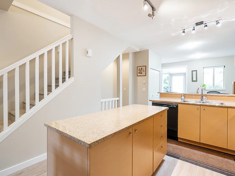 4-6033 168 Street, Surrey, BC, V3S 3X7 - 9