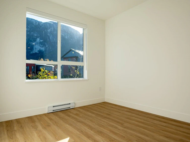 38074 Helm Way, Squamish, BC, V8B 1E6 - 13
