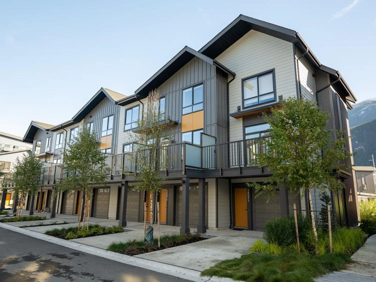 38074 Helm Way, Squamish, BC, V8B 1E6 - 30