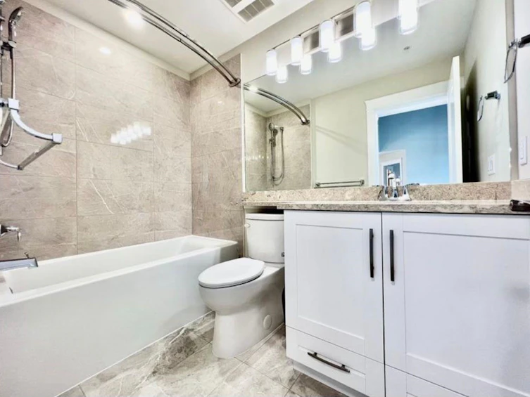 505-11077 Ravine Road, Surrey, BC, V3T 3X5 - 3