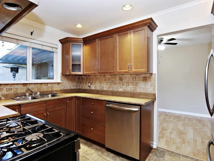 520 Glenaire Drive, Hope, BC, V0X 1L4 - 3