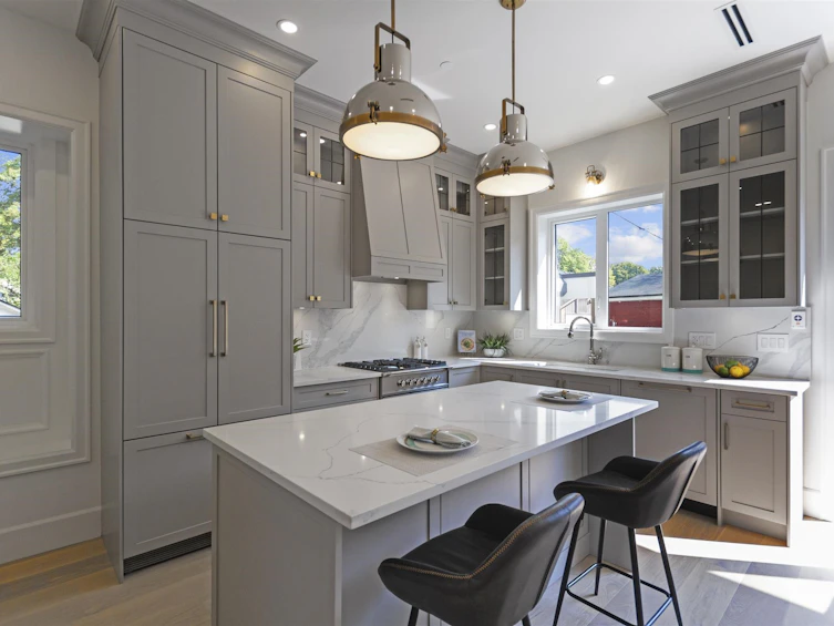 2850 Mackenzie Street, Vancouver, BC, V6K 4A2 - 4
