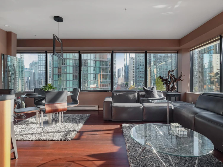 809-1333 W Georgia Street, Vancouver, BC, V6E 4V3