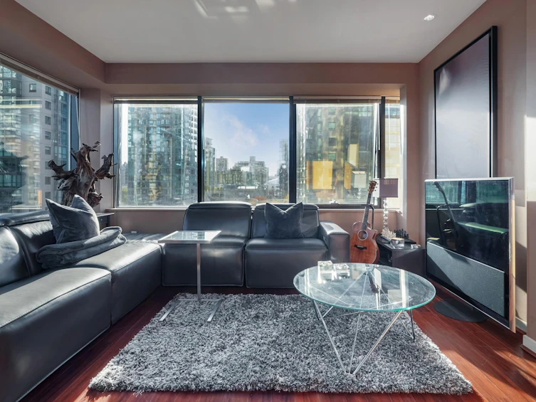 809-1333 W Georgia Street, Vancouver, BC, V6E 4V3 - 2