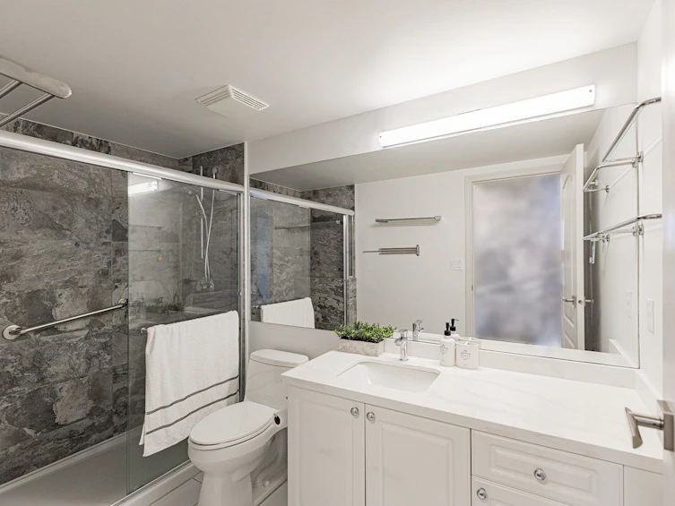 1101-7760 Granville Avenue, Richmond, BC, V6Y 4C2 - 25