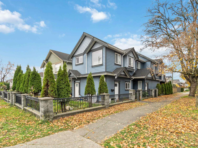 198 E 44th Avenue, Vancouver, BC, V5W 1V6