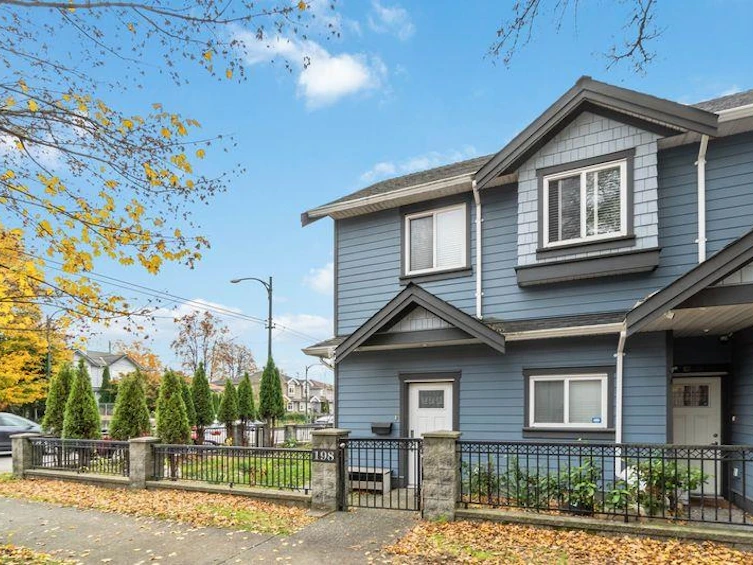 198 E 44th Avenue, Vancouver, BC, V5W 1V6 - 4