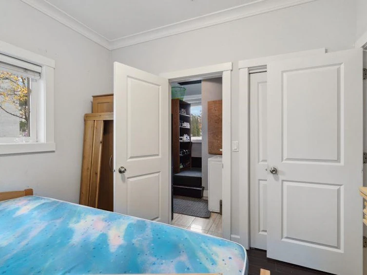 198 E 44th Avenue, Vancouver, BC, V5W 1V6 - 14