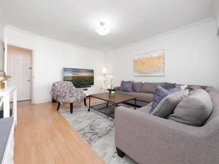 2528 Napier Street, Vancouver, BC, V5K 2W5 - 2