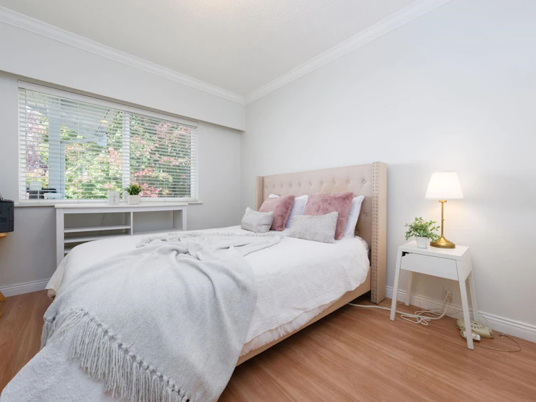 2528 Napier Street, Vancouver, BC, V5K 2W5 - 12