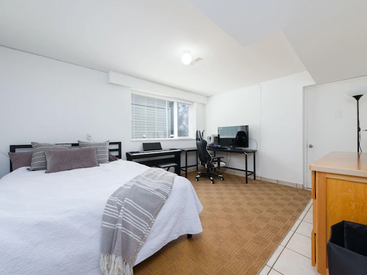 2528 Napier Street, Vancouver, BC, V5K 2W5 - 20