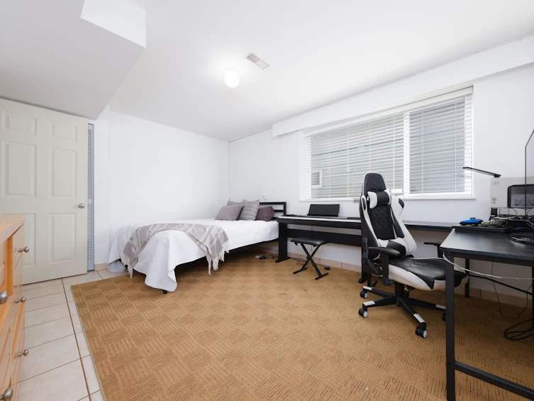 2528 Napier Street, Vancouver, BC, V5K 2W5 - 21