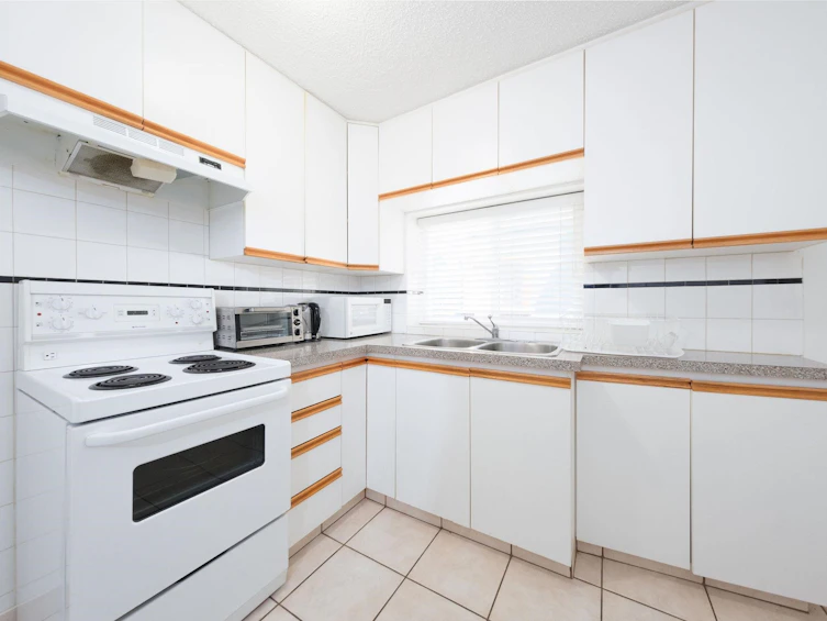 2528 Napier Street, Vancouver, BC, V5K 2W5 - 26