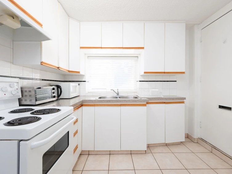 2528 Napier Street, Vancouver, BC, V5K 2W5 - 27