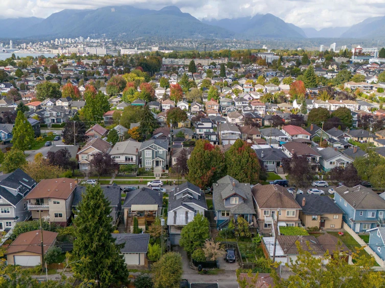 2528 Napier Street, Vancouver, BC, V5K 2W5 - 35