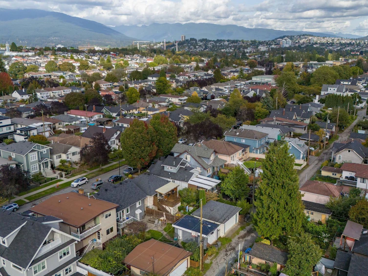 2528 Napier Street, Vancouver, BC, V5K 2W5 - 37