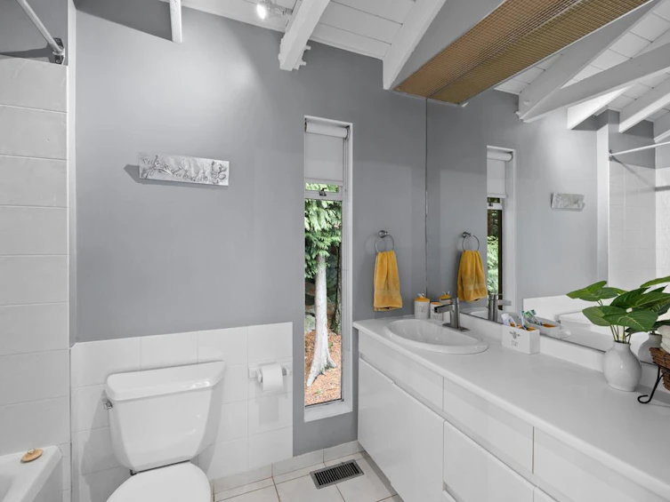 4644 Woodgrove Place, West Vancouver, BC, V7S 2W9 - 12