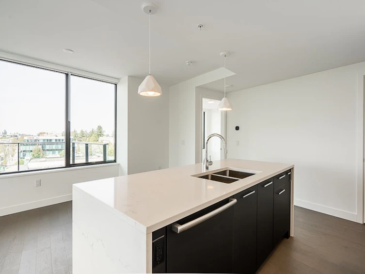 710-1588 Johnston Road, Surrey, BC, V4B 0C5 - 11