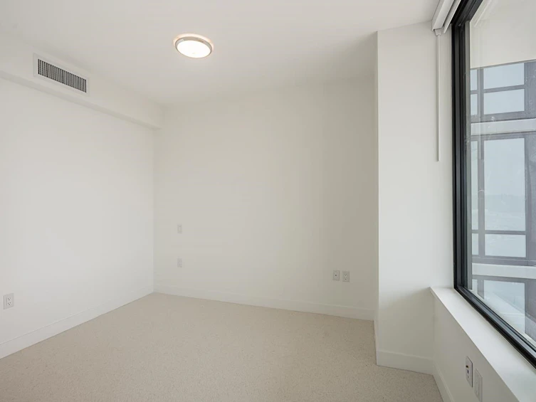 710-1588 Johnston Road, Surrey, BC, V4B 0C5 - 17