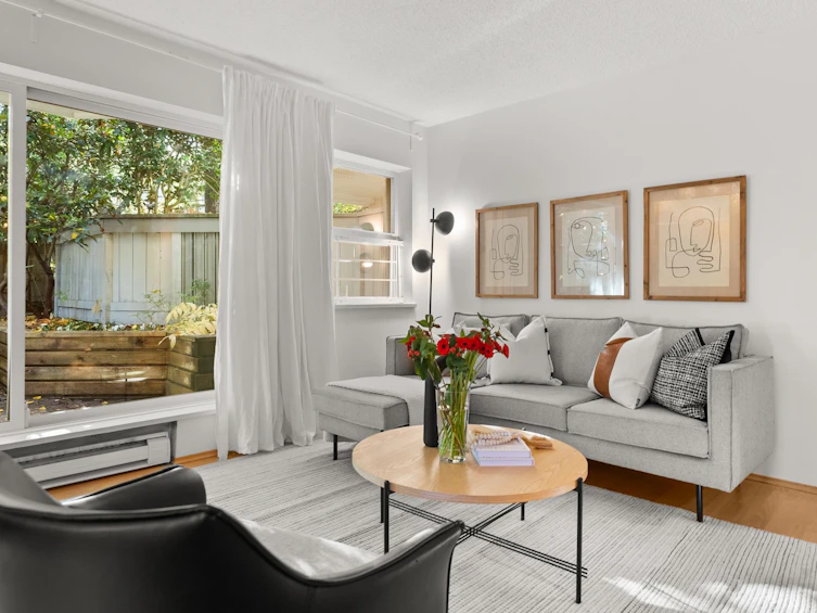 103-2256 W 7th Avenue, Vancouver, BC, V6Y 1Y2 - 2