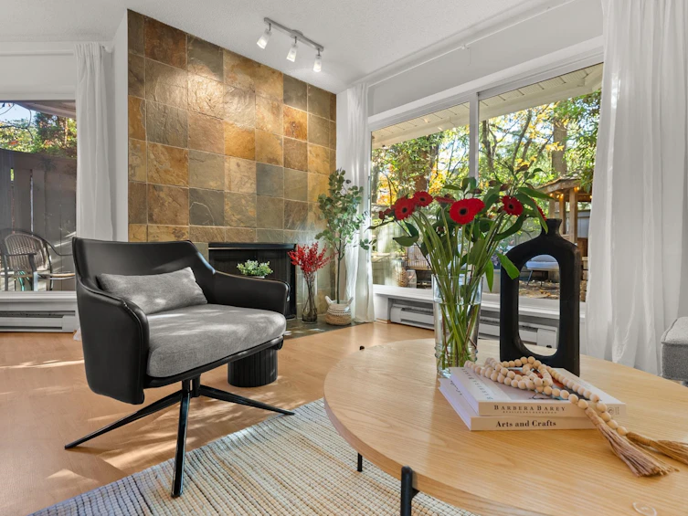 103-2256 W 7th Avenue, Vancouver, BC, V6Y 1Y2 - 3