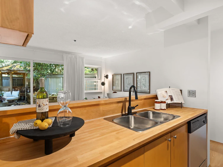 103-2256 W 7th Avenue, Vancouver, BC, V6Y 1Y2 - 33