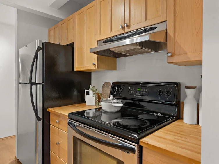103-2256 W 7th Avenue, Vancouver, BC, V6Y 1Y2 - 35