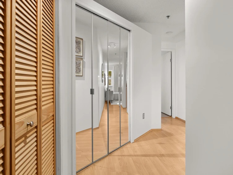 103-2256 W 7th Avenue, Vancouver, BC, V6Y 1Y2 - 39