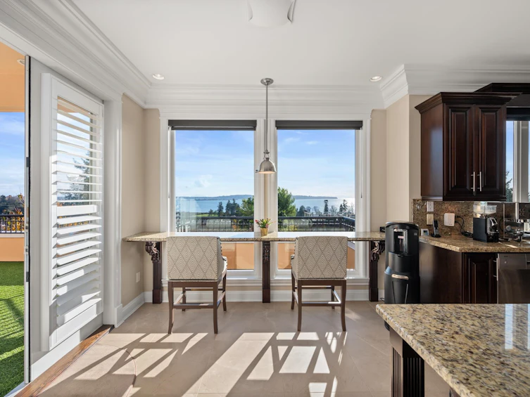 15781 Pacific Avenue, Surrey, BC, V4B 1S5 - 16