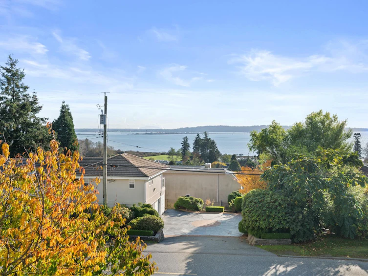 15781 Pacific Avenue, Surrey, BC, V4B 1S5 - 36